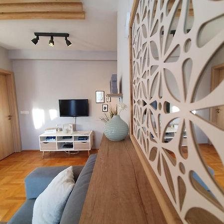 Apartment Cerska Mrb Belgrado Exterior foto