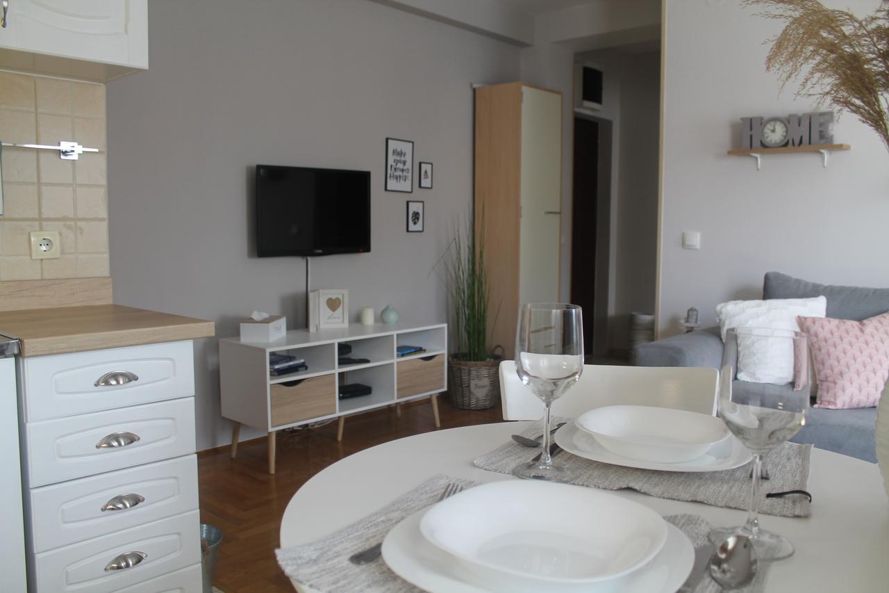 Apartment Cerska Mrb Belgrado Exterior foto